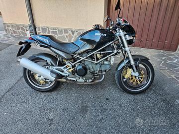 Ducati Monster 900S
