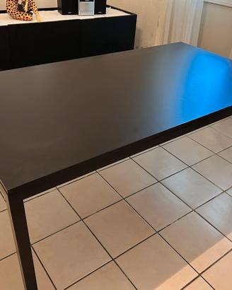 Tavolo moderno allungabile