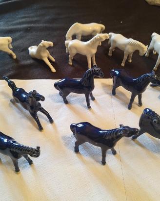 Lotto di cavallini in ceramica smaltata - vintage 