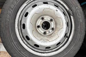 4 CERCHI E 4 GOMME 195/65 R16 C