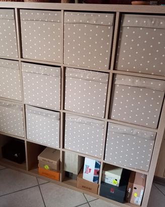 armadio scarpiera con contenitori