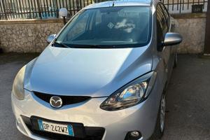 mazda2