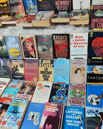 stock 130 libri oscar Mondadori best seller 