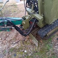 Mini ESCAVATORE DISEL 9 QUINTALI