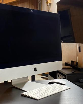 iMac 21.5”
