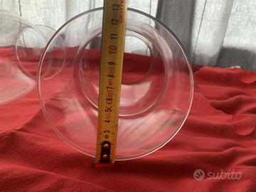 2 Vasi in vetro soffiato.