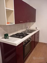 Cucina tenuta benissimo