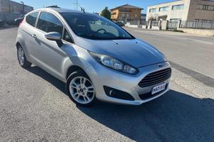 Ford Fiesta 1.6 TDCi Titanium GRANDINATA