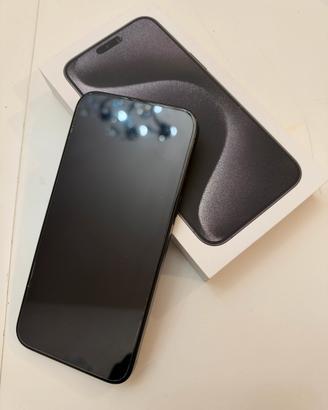 iPhone 15 Pro Max 256GB nero titanio + accessori