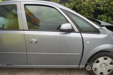 Porta anteriore dx opel meriva 2006