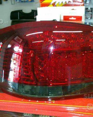 Fari posteriori audi a3 8p 03-08 led rosso