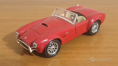 Modellino AC COBRA 427 (1965) Burago scala 1:24