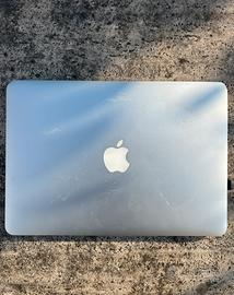 MacBook pro + custodia +caricabatterie