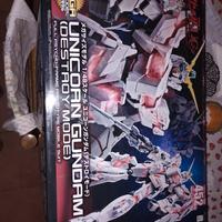 unicorn Gundam mega size  nuovo 