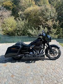 Harley-Davidson Touring Street Glide - 2017