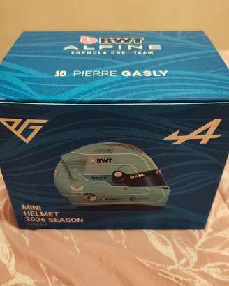 Mini casco bwt Alpine Formula one