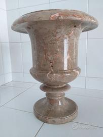 Vaso Medici in marmo brecciato