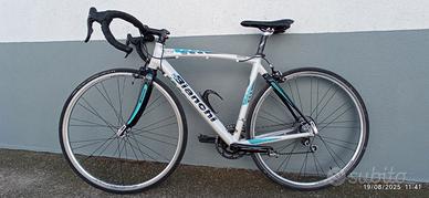 Bianchi c2c Nirone alu-carbon 