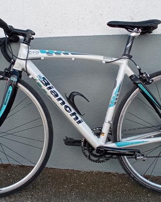 Bianchi c2c Nirone alu-carbon 