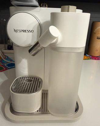 Macchina caffè Nespresso Gran Lattissima