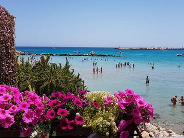 OTRANTO casa fronte spiaggia e vicino dal centro