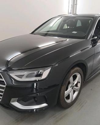 AUDI A4 Avant 35 TFSI S tronic Business Advanced