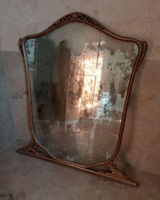 Antica cornice intagliata laccata e dorata