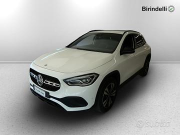 MERCEDES-BENZ GLA (H247) - GLA 200 d Auto
