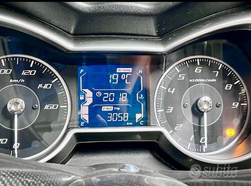 Scooter Yamaha X Max 300