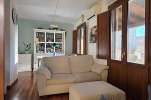 Trilocale ultimo piano con P.Auto