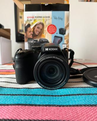 Kodak Pixpro AZ426 nuova+SD+2 batterie+cavo