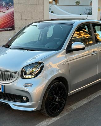 Smart ForFour 70 1.0 twinamic Passion TETTO LED