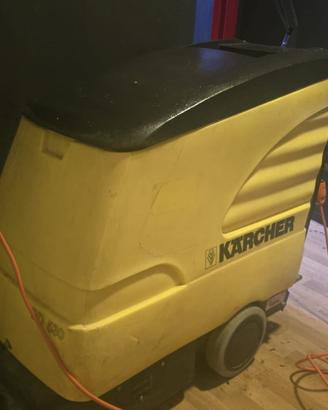 lavapavimenti karcher br530 bat 1000 € tratt.