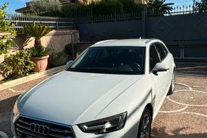 Audi A4 2.0 TDI 150 CV Ultra Stronic business