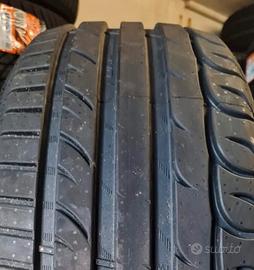 Gomma riken 225/40/18