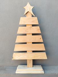 Albero di natale in legno naturale