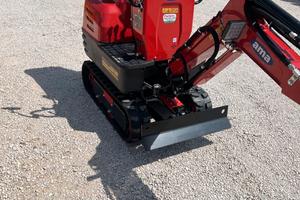 Miniescavatore AMA 10Ton