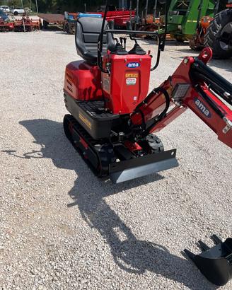 Miniescavatore AMA 10Ton