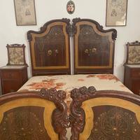 Letto matrimoniale antico in stile Liberty