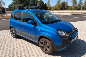 Fiat Pand Cross Hybrid