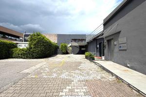 CAPANNONE A LONATO DEL GARDA