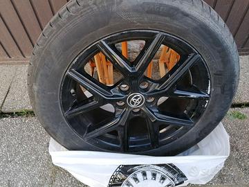 gomme estive con cerchioni e bulloni  rav 4