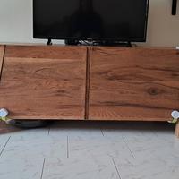Mobile TV in Legno– Design Moderno