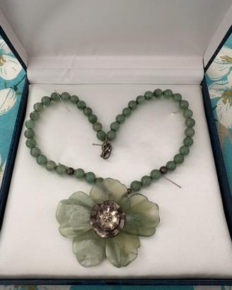 Collana con fiore in avventurina e argento