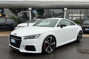Audi TT Coupe 2.0 tfsi S line s-tronic