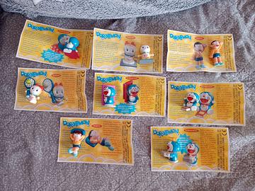 DORAEMON 2004 -Kinder SORPRESINE-Serie Completa 
