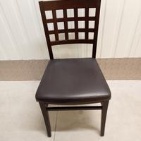 sedie in legno con seduta in pelle 