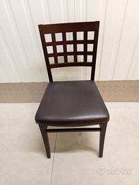 sedie in legno con seduta in pelle 