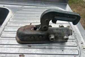 Aggancio per rimorchio/caravan