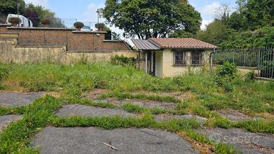 Zagarolo:locale con terreno